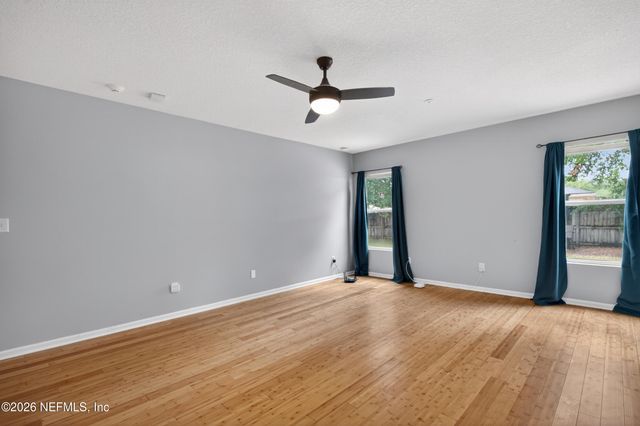 6413 RISING SUN Drive, Jacksonville, FL 32218