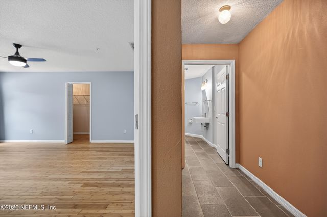 6413 RISING SUN Drive, Jacksonville, FL 32218