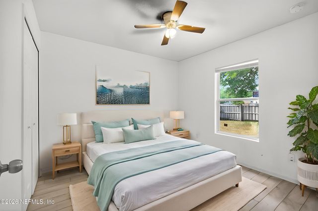 6413 RISING SUN Drive, Jacksonville, FL 32218