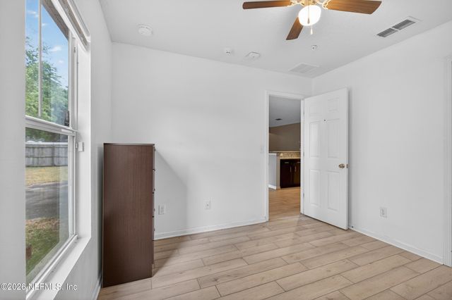 6413 RISING SUN Drive, Jacksonville, FL 32218