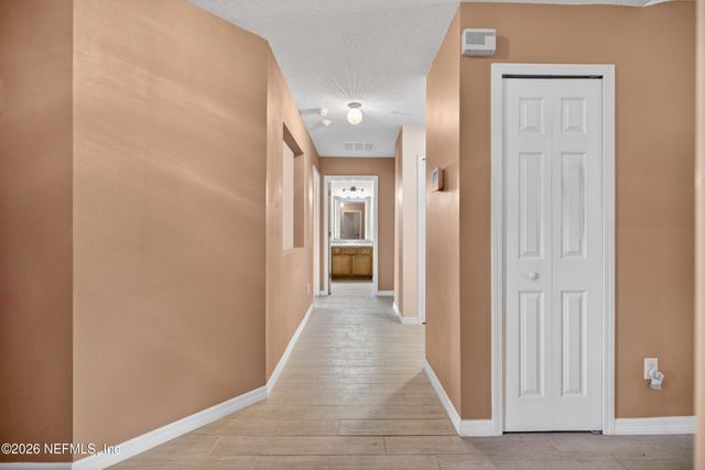 6413 RISING SUN Drive, Jacksonville, FL 32218