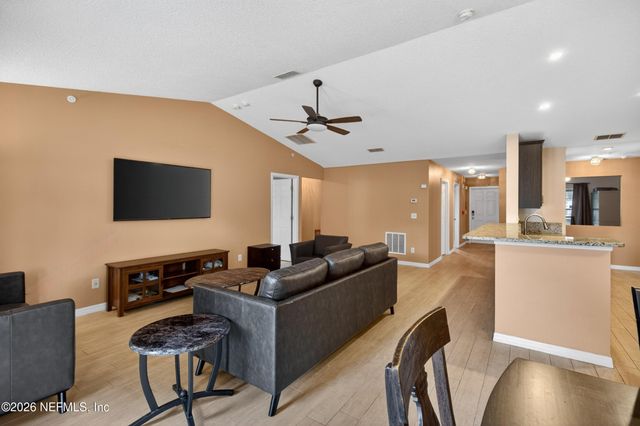 6413 RISING SUN Drive, Jacksonville, FL 32218