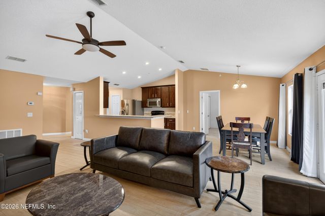 6413 RISING SUN Drive, Jacksonville, FL 32218