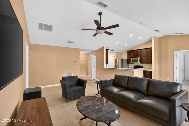 6413 RISING SUN Drive, Jacksonville, FL 32218