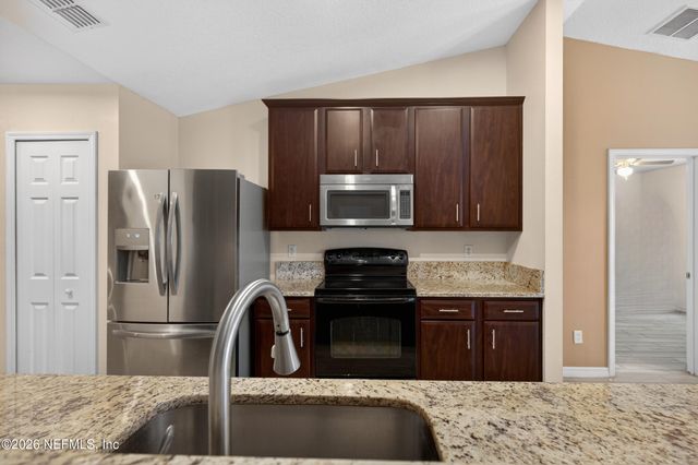 6413 RISING SUN Drive, Jacksonville, FL 32218