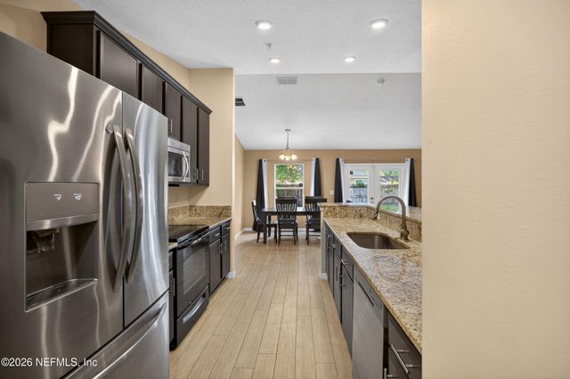 6413 RISING SUN Drive, Jacksonville, FL 32218