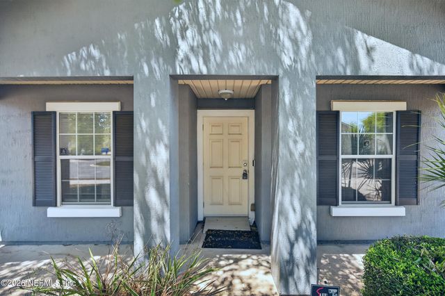 6413 RISING SUN Drive, Jacksonville, FL 32218