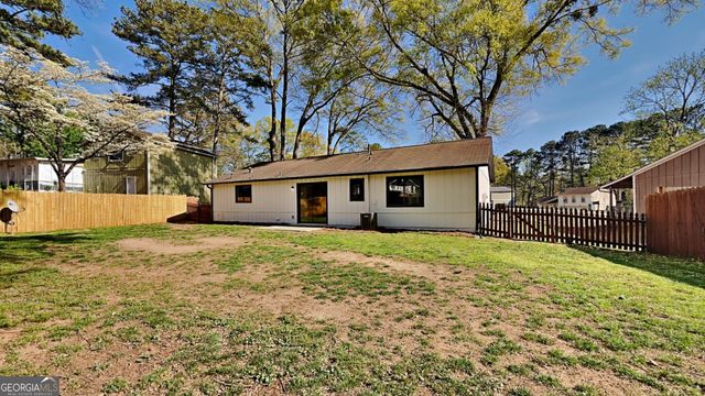 4805 Kellys Mill Drive NW, Lilburn, GA 30047