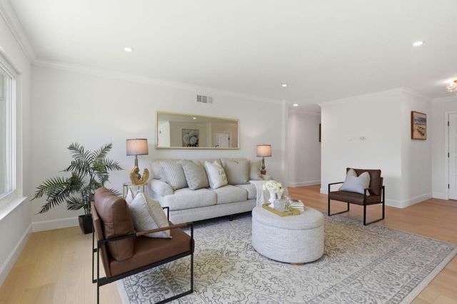 372 Mullet Court, Foster City, CA 94404