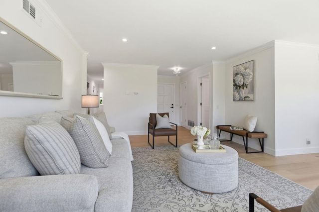 372 Mullet Court, Foster City, CA 94404