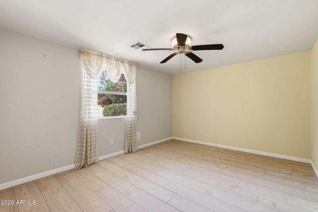 321 E MITCHELL Drive, Phoenix, AZ 85012