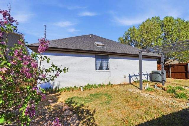 508 Santa Fe Terrace, Edmond, OK 73012