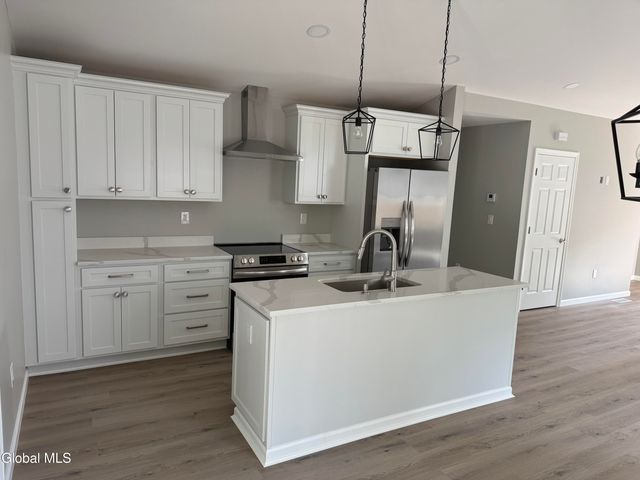 34 Baldwin Avenue, Glens Falls, NY 12801