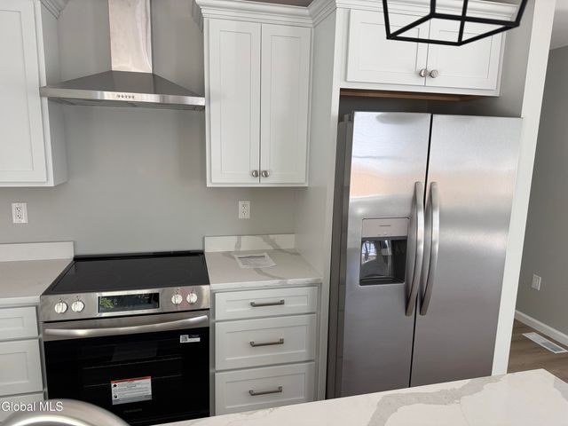 34 Baldwin Avenue, Glens Falls, NY 12801