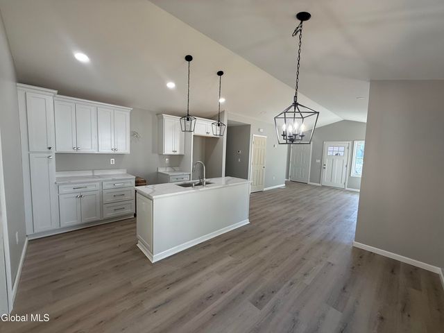 34 Baldwin Avenue, Glens Falls, NY 12801