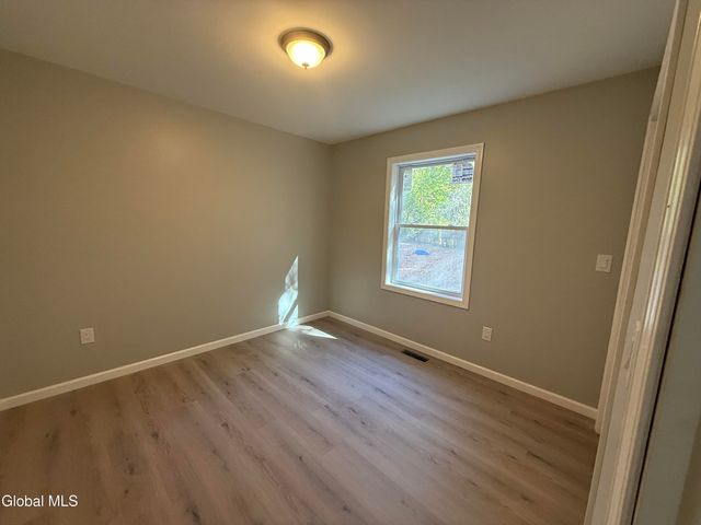 34 Baldwin Avenue, Glens Falls, NY 12801