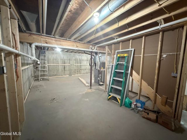 34 Baldwin Avenue, Glens Falls, NY 12801