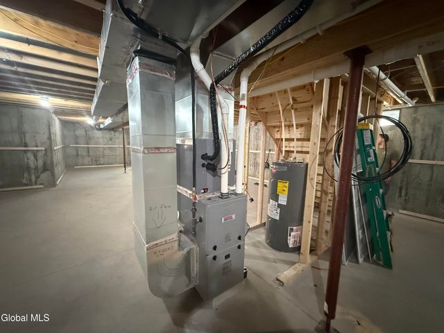 34 Baldwin Avenue, Glens Falls, NY 12801