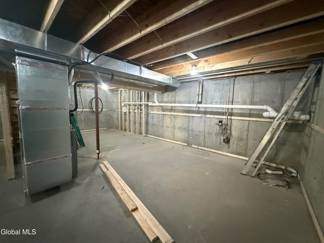 34 Baldwin Avenue, Glens Falls, NY 12801