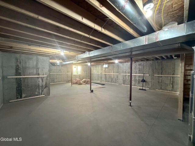 34 Baldwin Avenue, Glens Falls, NY 12801