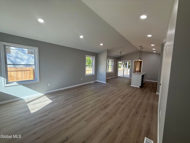 34 Baldwin Avenue, Glens Falls, NY 12801