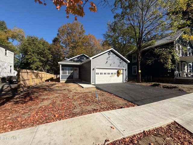 34 Baldwin Avenue, Glens Falls, NY 12801