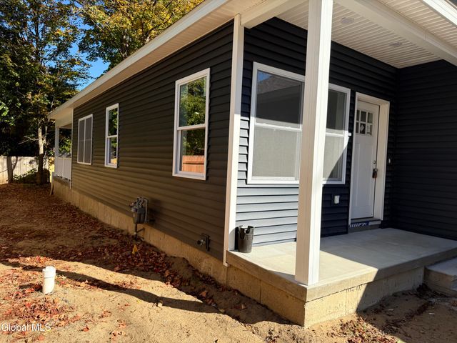 34 Baldwin Avenue, Glens Falls, NY 12801