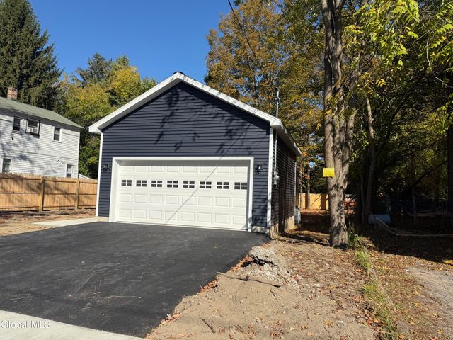 34 Baldwin Avenue, Glens Falls, NY 12801