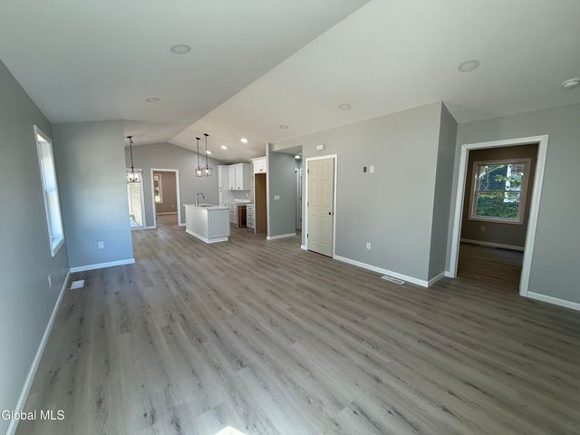 34 Baldwin Avenue, Glens Falls, NY 12801