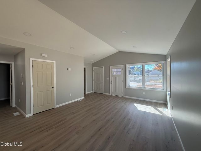 34 Baldwin Avenue, Glens Falls, NY 12801