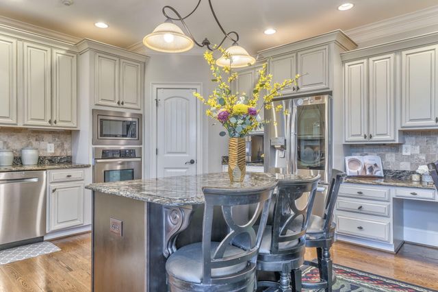 1801 Saint Ives Place, Dalton, GA 30720