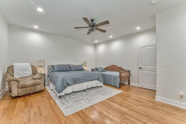 1801 Saint Ives Place, Dalton, GA 30720
