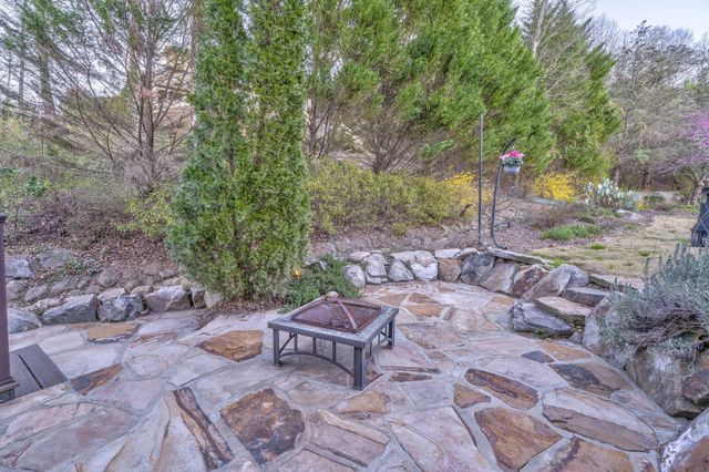 1801 Saint Ives Place, Dalton, GA 30720