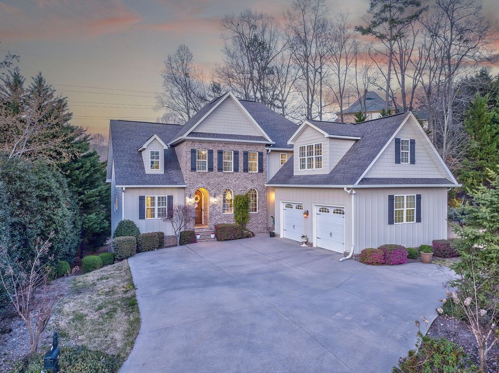1801 Saint Ives Place, Dalton, GA 30720