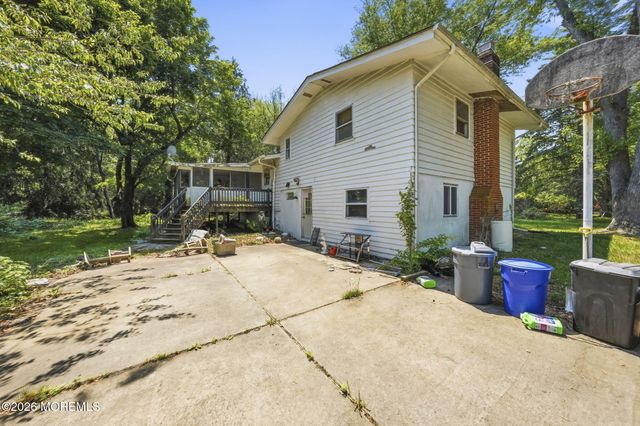 58 Vanderveer Road, Howell, NJ 07728