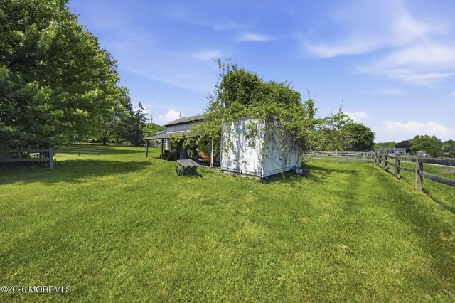 58 Vanderveer Road, Howell, NJ 07728