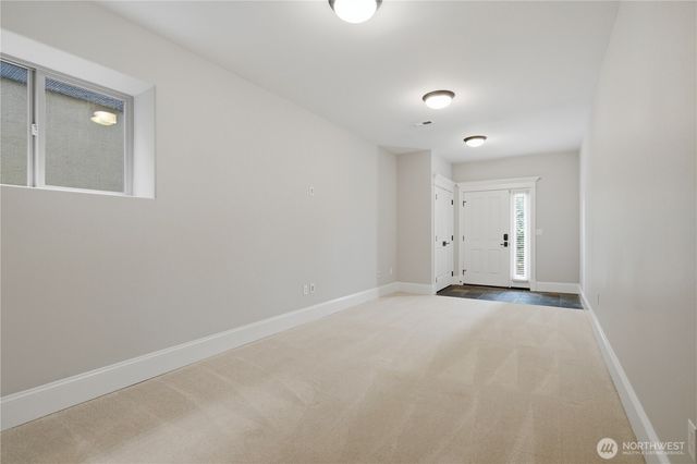 217 7th Avenue W, Kirkland, WA 98033