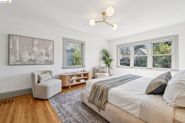 15 Blair Ave, Piedmont, CA 94611