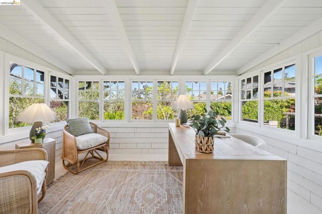 15 Blair Ave, Piedmont, CA 94611