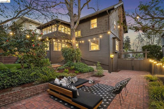 15 Blair Ave, Piedmont, CA 94611