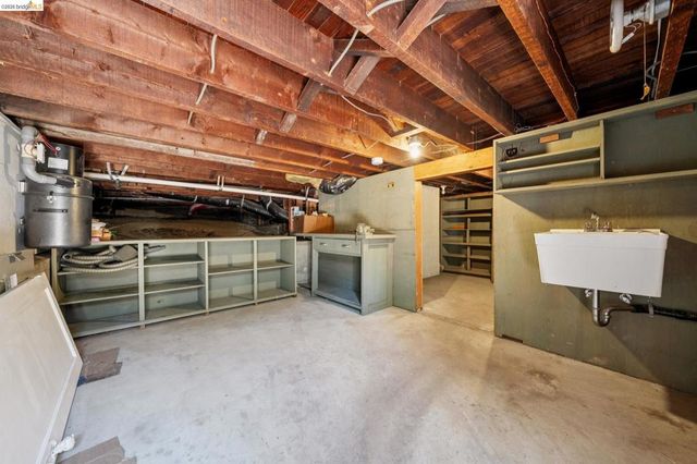 15 Blair Ave, Piedmont, CA 94611