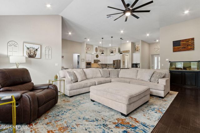 36501 SHORTLEAF Avenue, Hilliard, FL 32046