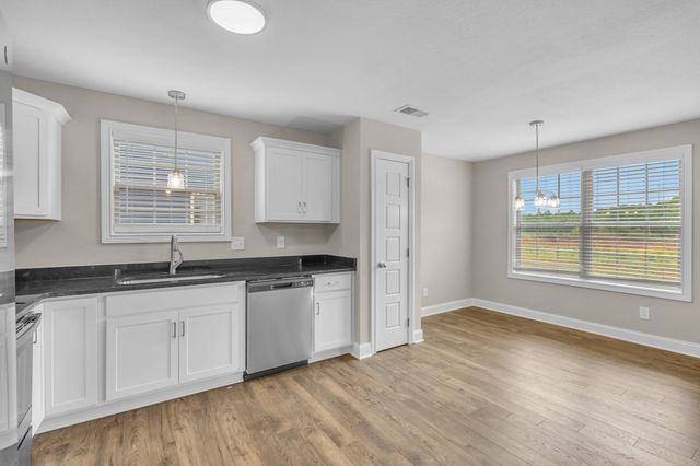 27 Echo Ridge, Oak Grove, KY 42262