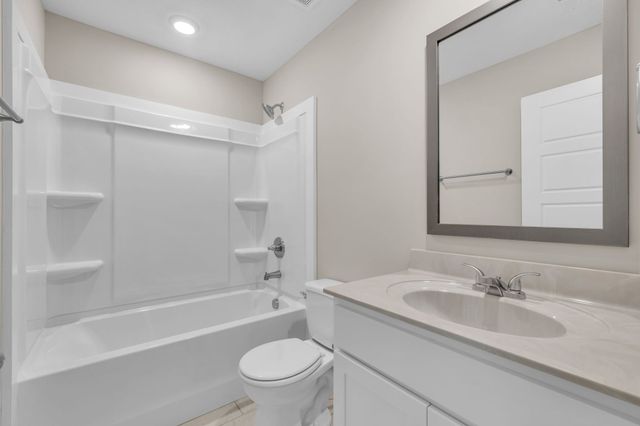 27 Echo Ridge, Oak Grove, KY 42262