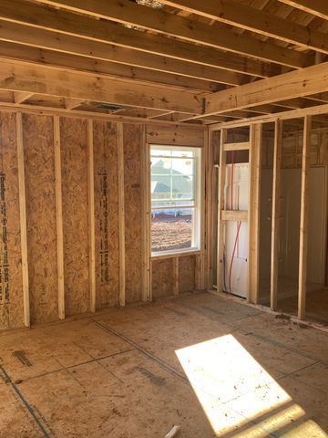 27 Echo Ridge, Oak Grove, KY 42262