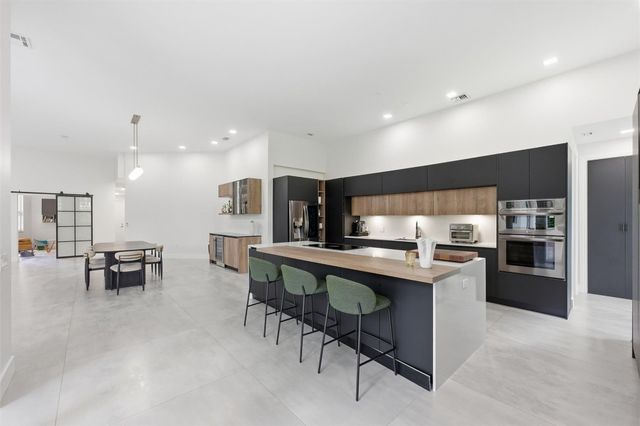 2517 Provence Circle, Weston, FL 33327