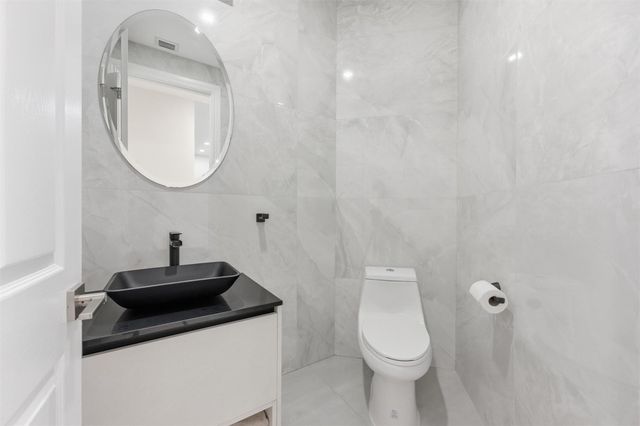 2517 Provence Circle, Weston, FL 33327