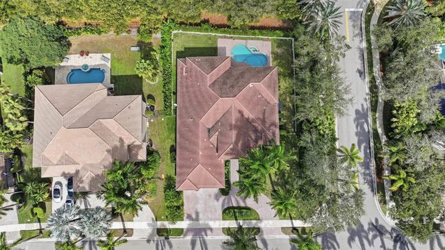 2517 Provence Circle, Weston, FL 33327
