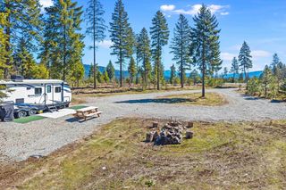 555 Happy Trails Ln, Newport, WA 99146