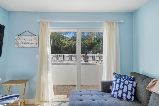 2860 NE 14th St Causeway 103d, Pompano Beach, FL 33062